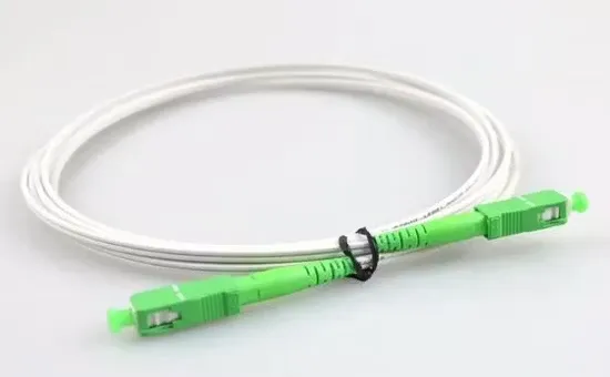 PATCHCORD SC/APC - SC/APC, G57A2, SIMPLEX, 1.5MT, 3MM, LSZH BLANCO
